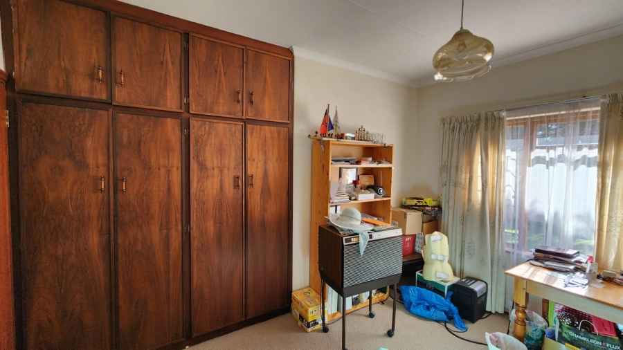 4 Bedroom Property for Sale in Bayview Western Cape